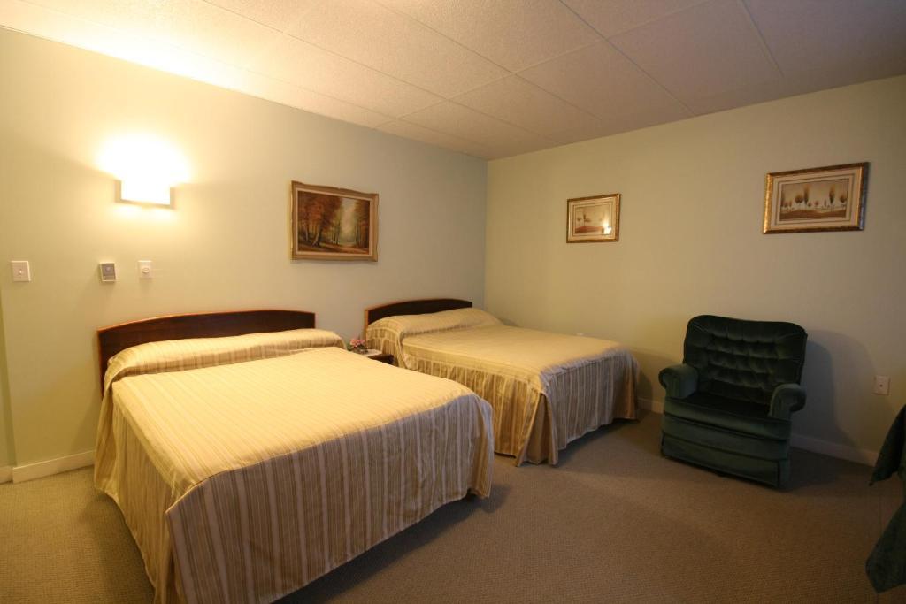 Villa Maria Country Inn Acheson Eksteriør bilde