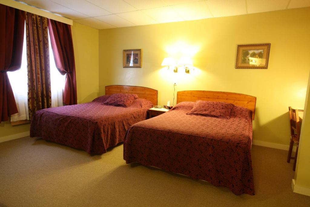 Villa Maria Country Inn Acheson Eksteriør bilde